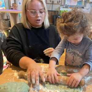 Future Einsteins, Day Nursery, Nursery Outwood, Nursery Churwell, Nursery College Grove, Nursery Wakefield